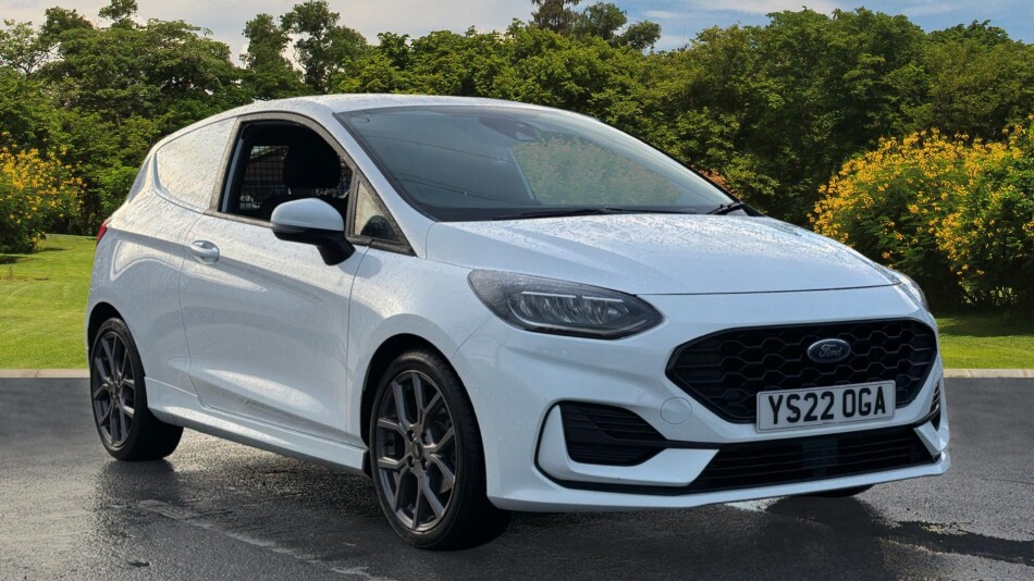 Ford Fiesta Petrol 1.0 Ecoboost mHEV Sport Van